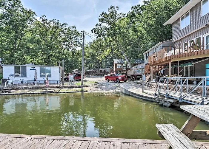 Walk To Waterfront! Family Haven In Osage Beach