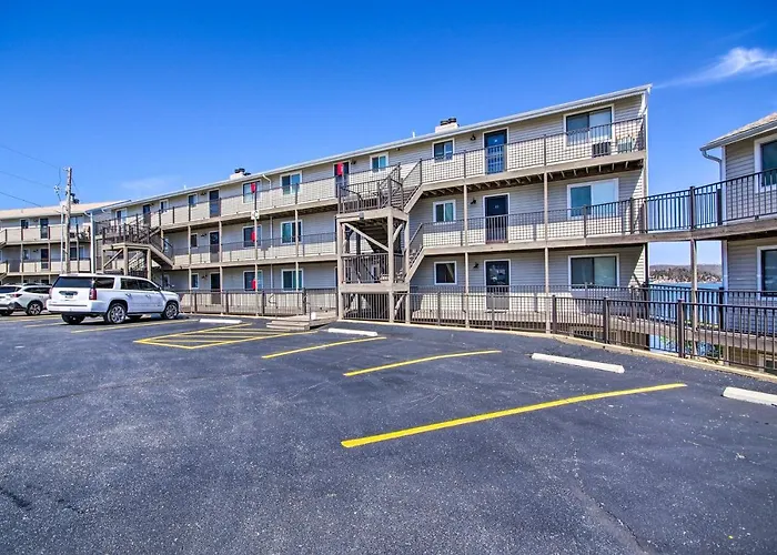 Osage Beach Resort Condo W/ Community Pool!