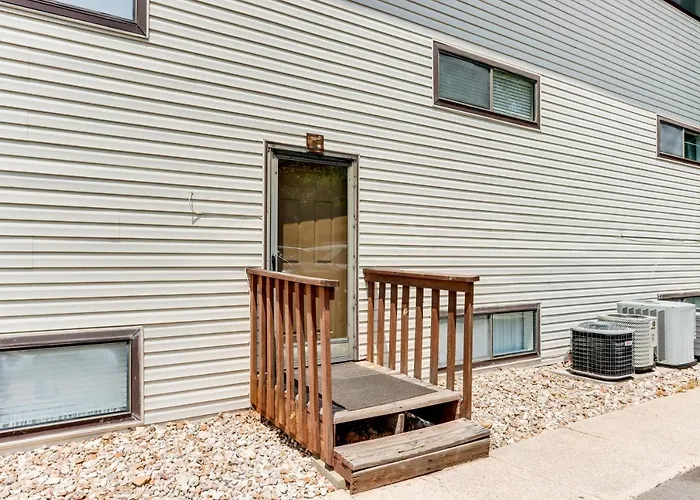 Pool Access & Lake View: Osage Beach Condo!